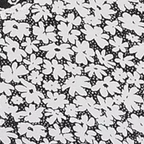 Secret Treasures Black Floral Ditsy Shorty Pajama Set Size Small (4-6) NWT - Picture 6 of 9